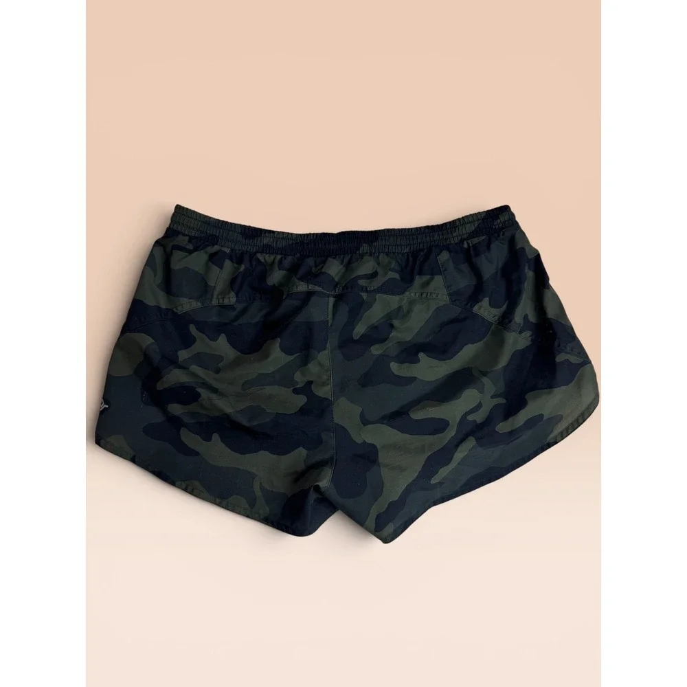 Lot of 3 All in Motion & Old Navy Active Women Shorts Medium Camo Black Fuchsia - Picture 10 of 10